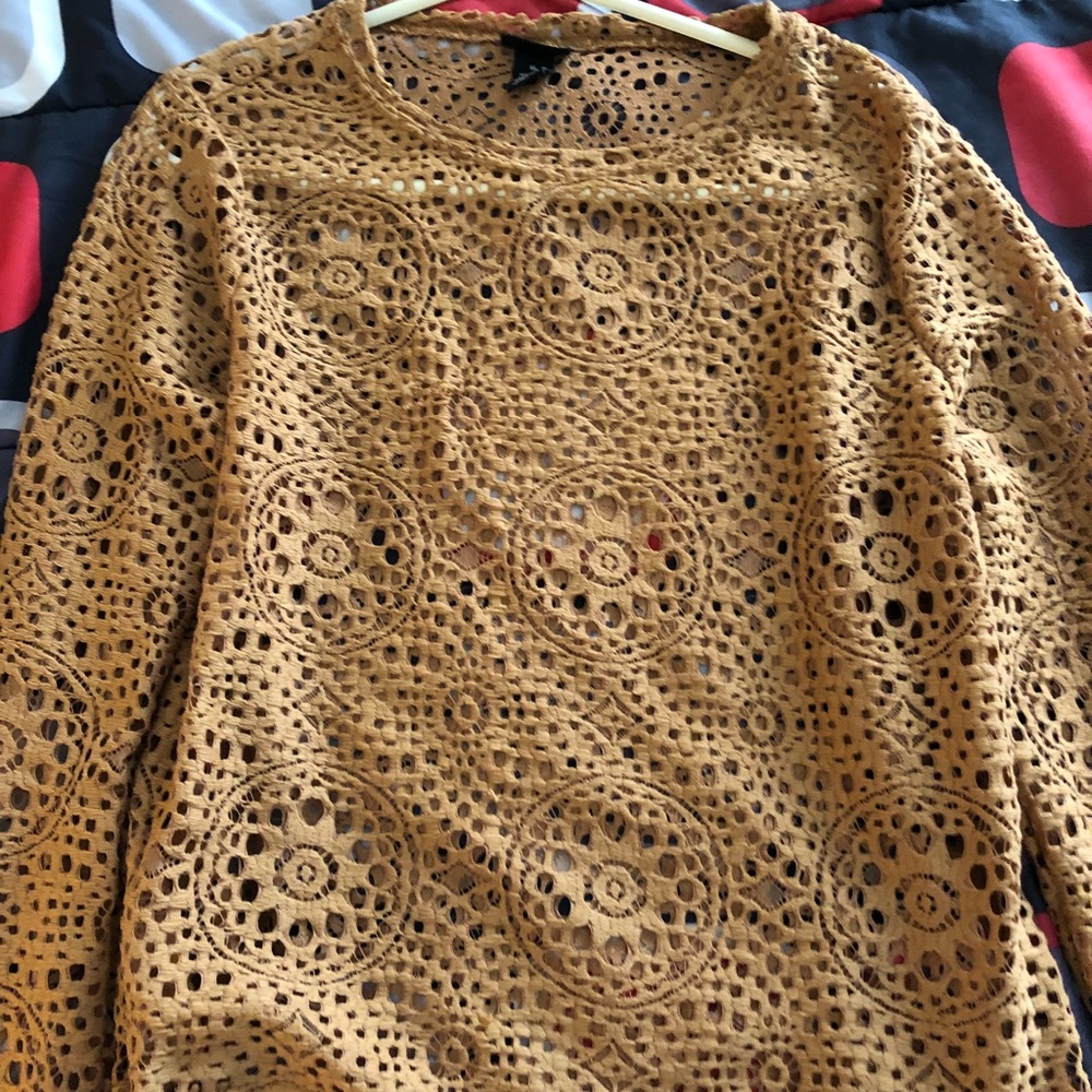 Rue 21 crochet long sleeve shirt